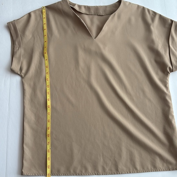 Shein Classic Tan Short Sleeve Shirt Medium - Picture 2 of 5